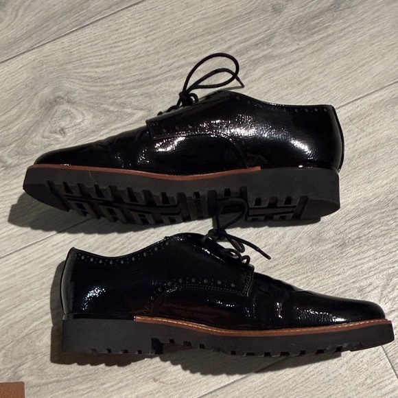 Bundle 3 for $70 | Franco Sarto Carlee black patent leather oxfords - Picture 5 of 7